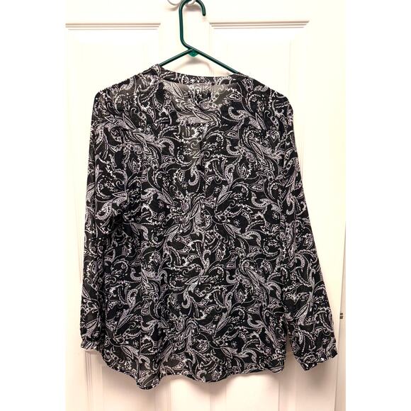 Gap Black and White Paisley Blouse, Patch Pockets, Long Sleeve, Size L - Picture 3 of 5